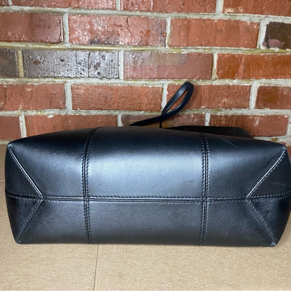 Tory Burch Block-T Leather Tote Bag Black - Picture 12 of 13